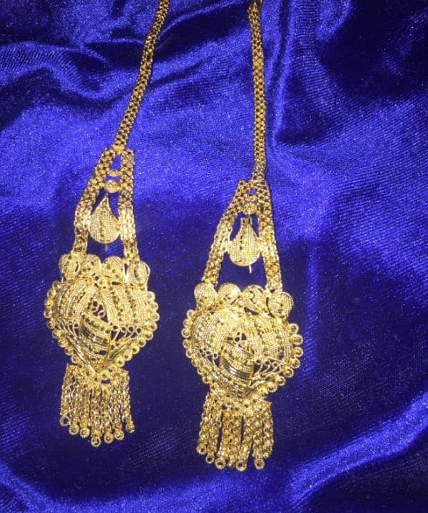 artificial jewelry set. only one use 3