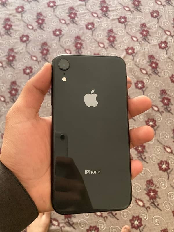 iPhone Xr 128Gb 1