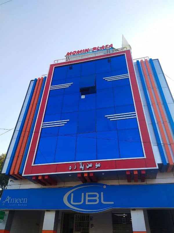 Wall cladding sheet and curtain wall, spider glass fitting 3