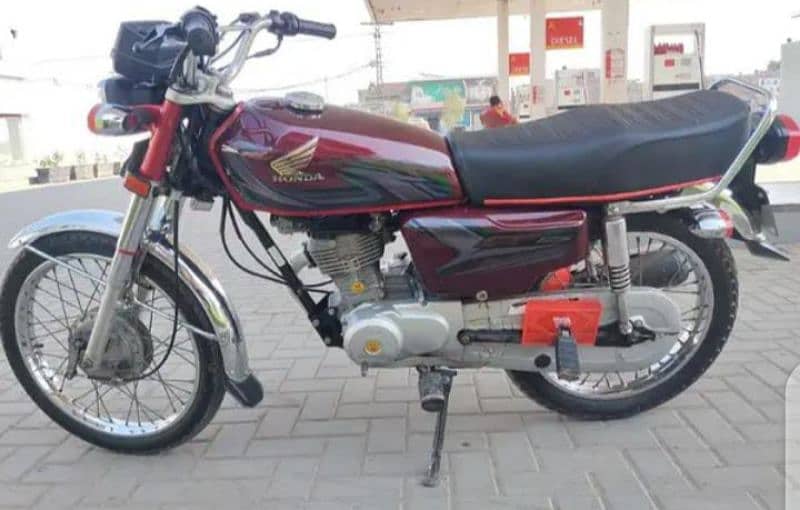 Honda 125 for sale 10by 10 condition 1