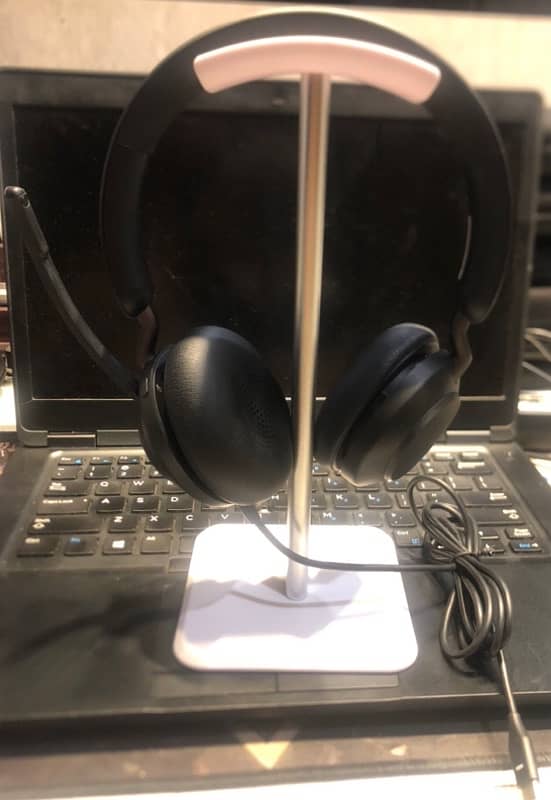 noise cancellation headset 1