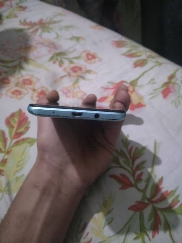 all okay urgent sale good condition infinix hot and play 4 64 3