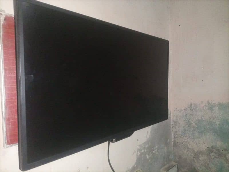 32 inch LED sale 6