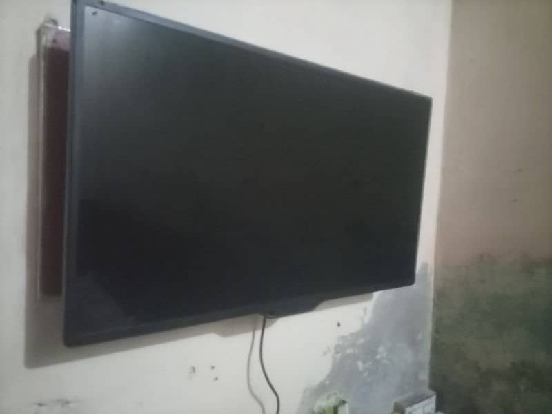 32inch LED sale 4