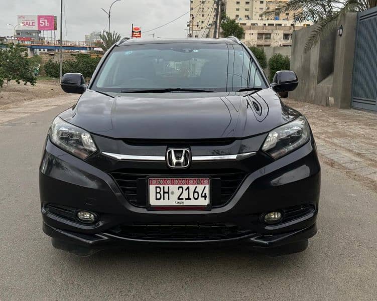 Honda Vezel hybrid 1.5 engine SUV with sports mode 3