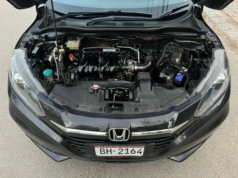 Honda Vezel hybrid 1.5 engine SUV with sports mode 10