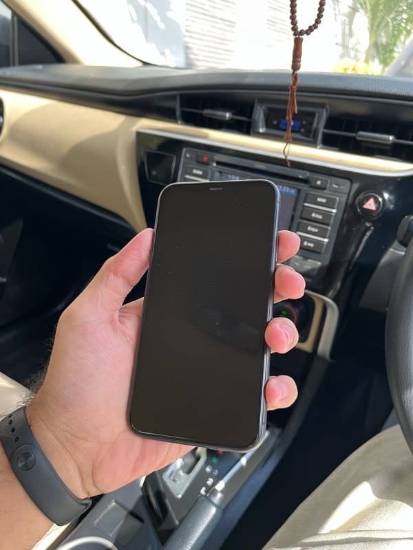 Apple iPhone 11 128gb PTA approved 2