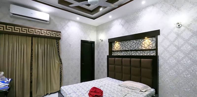 20 Marla Double-Storey House For Sale In Johar Town Phase 2, Block H1 - Demand: 8 Crore 14