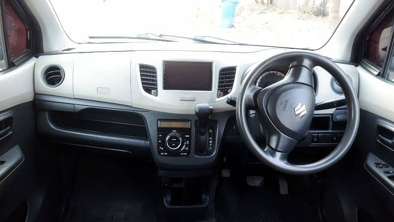 Suzuki Wagon R 2014 5