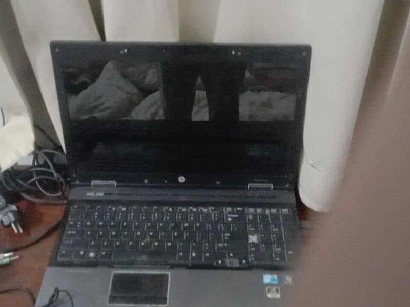 HP laptop for sale core i7 7 gen with 8gb ram keyboard not working 0