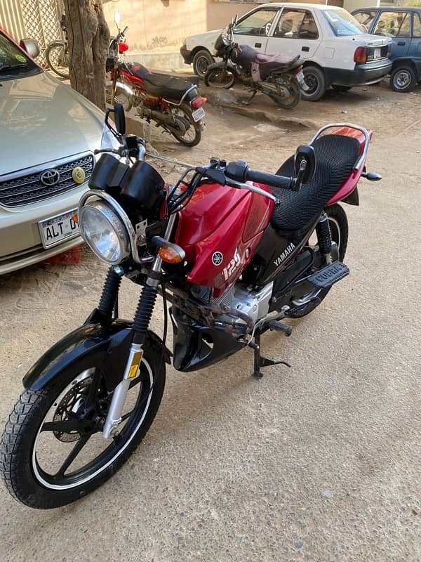 Yamaha ybr 125G 2022 red 0