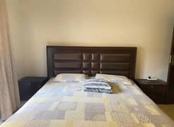 king size wooden bed