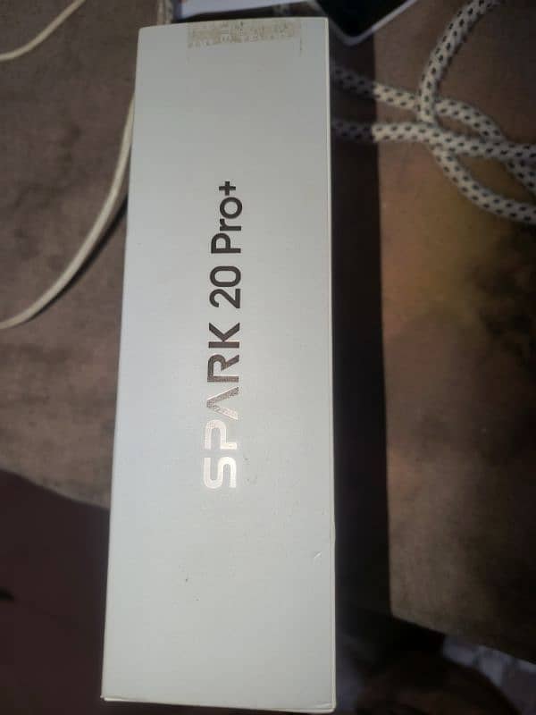 spark 20 pro plus with box 8