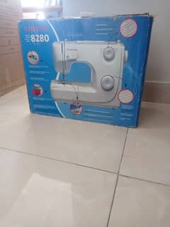 singer sewing machine 8280