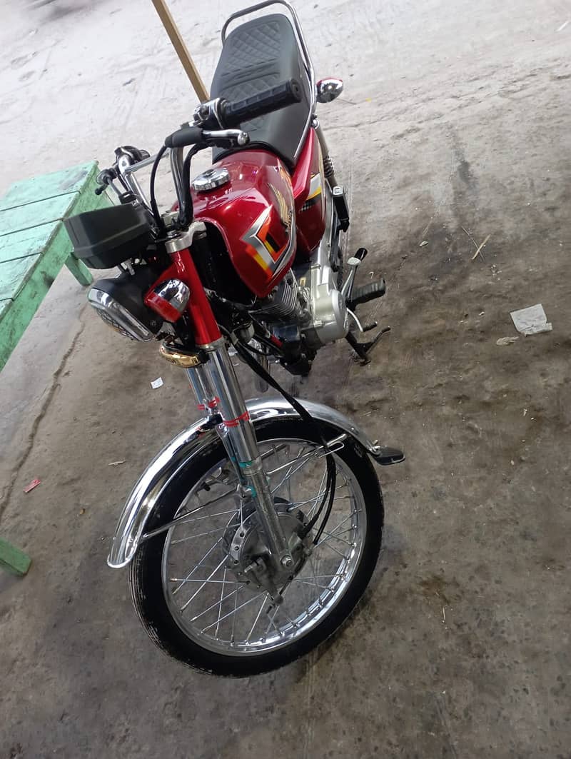 Honda CG 125 2015 5