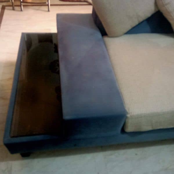 Elegant big size one seater sofa from habitt 5