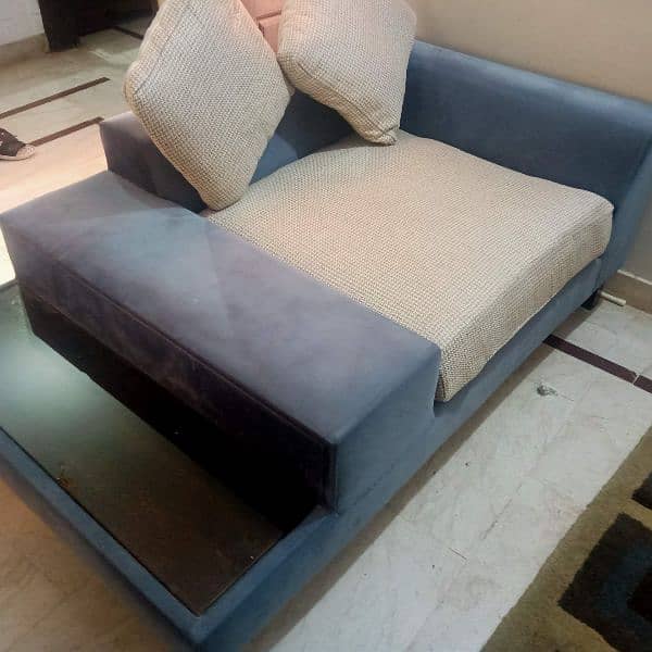 Elegant big size one seater sofa from habitt 8