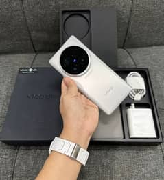 Vivo X 100 ultra 5G 16/512 complete box urgent sale connect OLX