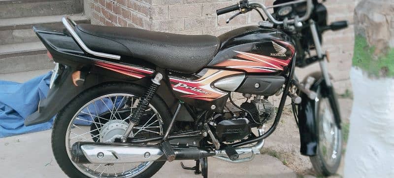 Honda pridor 100cc 1