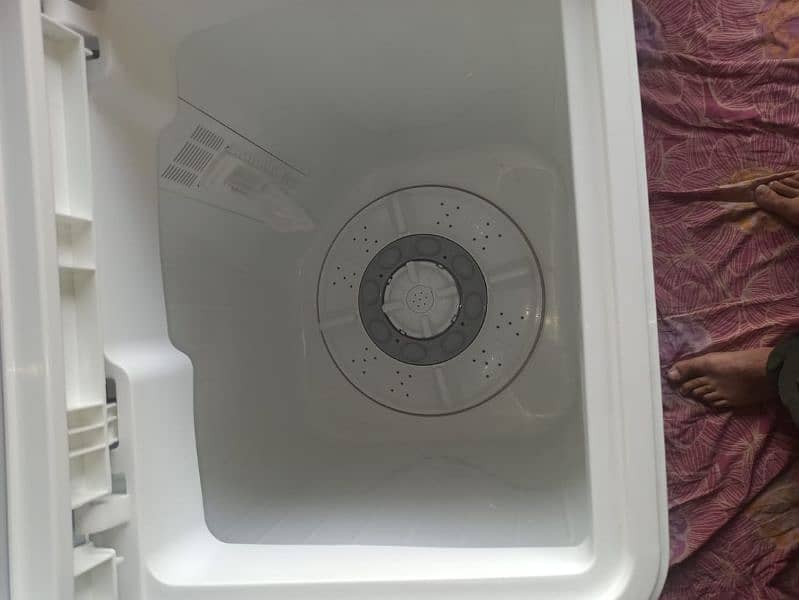 Brand New kenwood Semi Automatic Washing machine 10kg 4