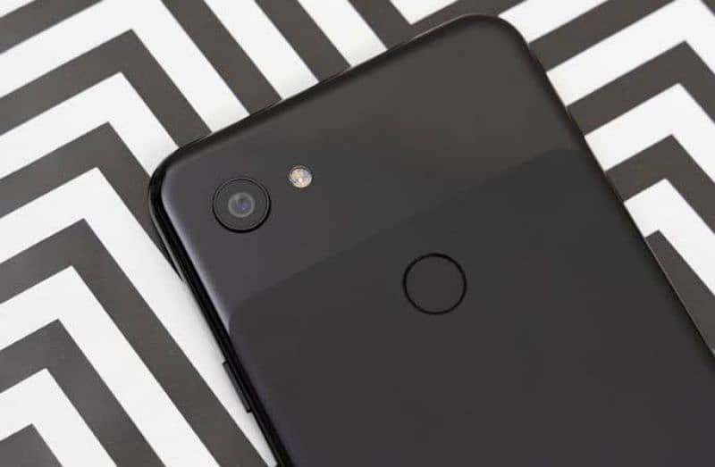 Google pixel 3axl black colour 4gb. . 64gb 1