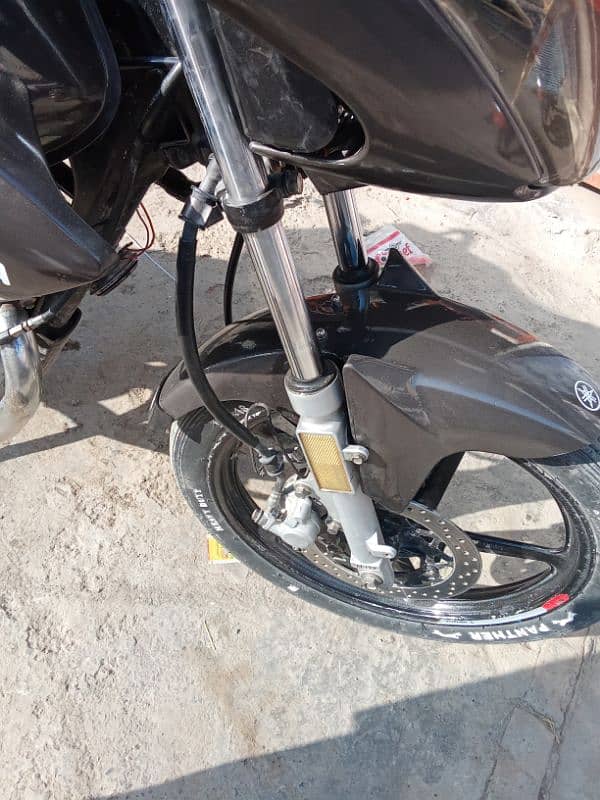 Yamaha ybr 125 model 2015 Peshawar registered all kpk universal nbr 8