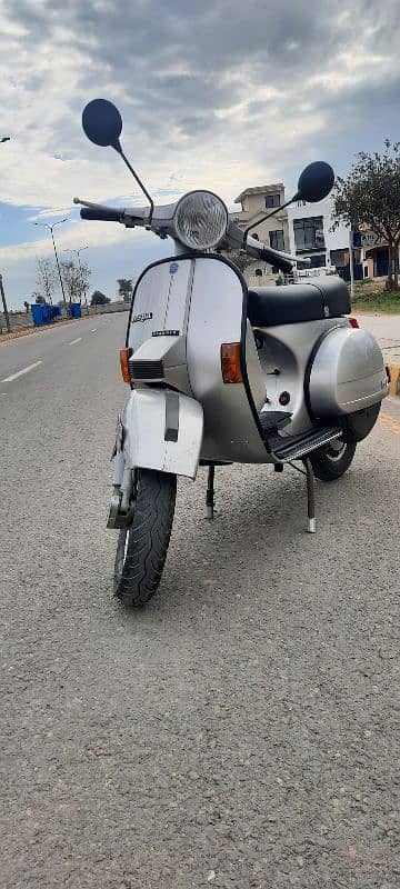 Vespa PX150E 0