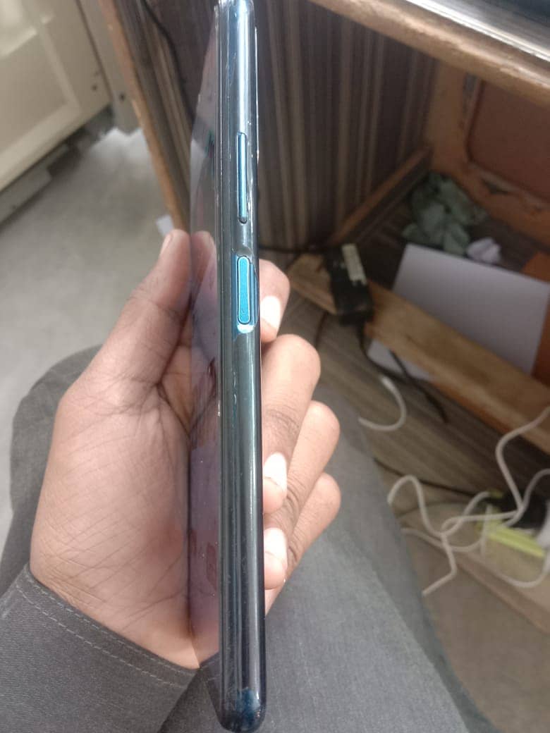 Vivo Y12s 1