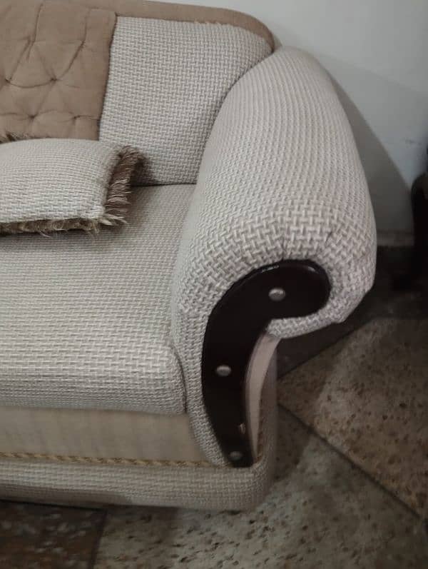 7 Seater Sofa Set Good condition 5