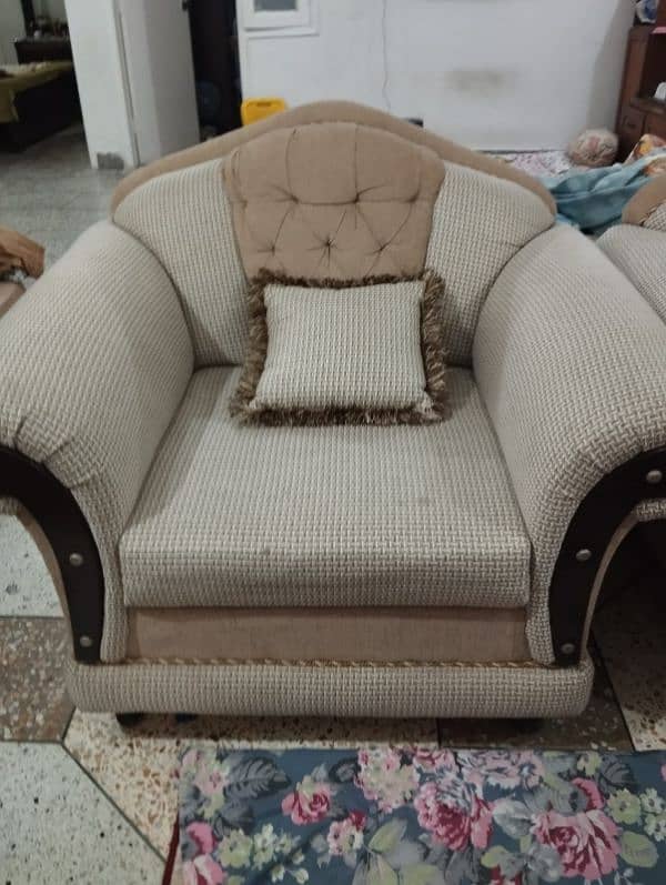 7 Seater Sofa Set Good condition 6