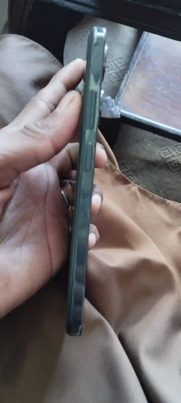 Infinix hot 30 play 8/128 lush condition 5