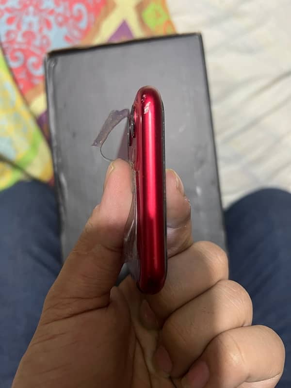 Iphone 11 Non pta Red color 5