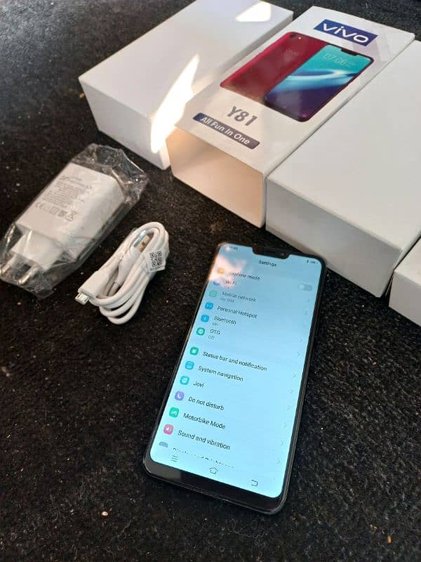 vivo y81 6/128gb like brand new [03320420497 4