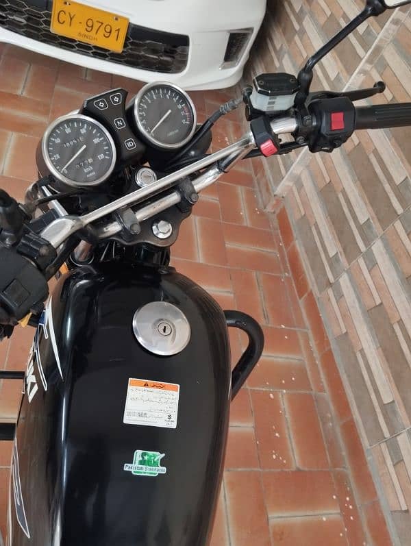 Suzuki GS150 SE 3