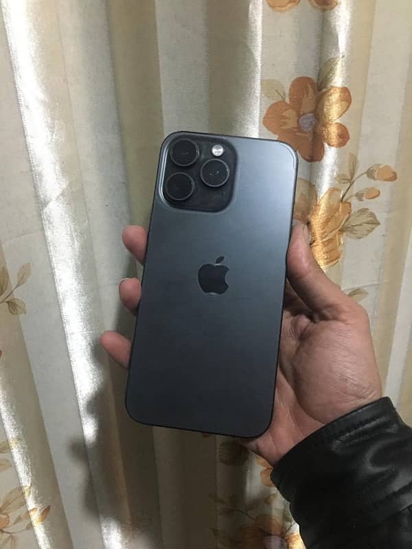 iPhone 15 Pro Max With box 256Gb 4