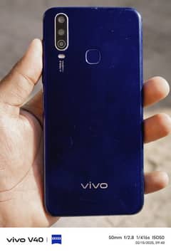 vivo y15