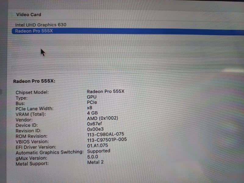 MacBook Pro 2018, 15-inch Retuna Display, 4gb Dedicated Card, i7, 16gb 8