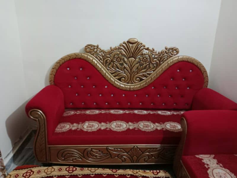 five seater sofa/5 seater/deewan/table set/chinyoti design/wooden sofa 0