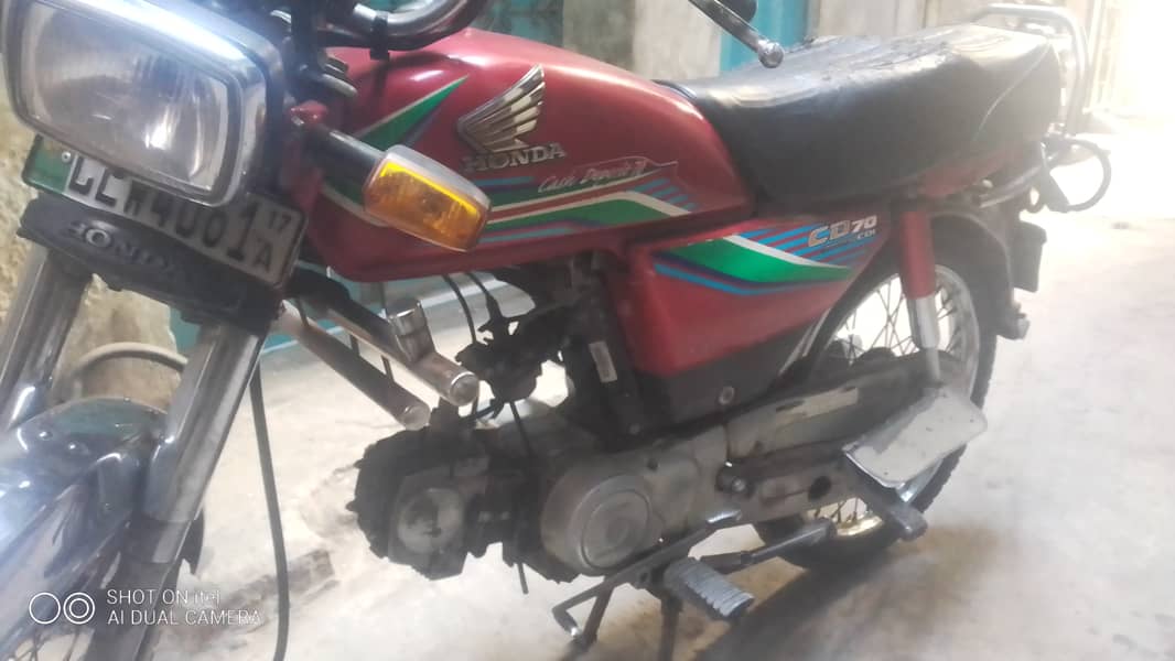 Honda CD 70 2017 5