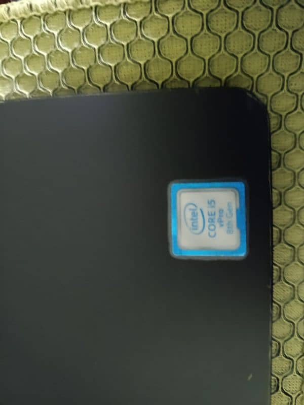 Dell latitude 5490 touch 10/10 condition 1