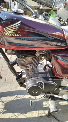 Honda 125 For sale condition Lush document's clear no work in bike