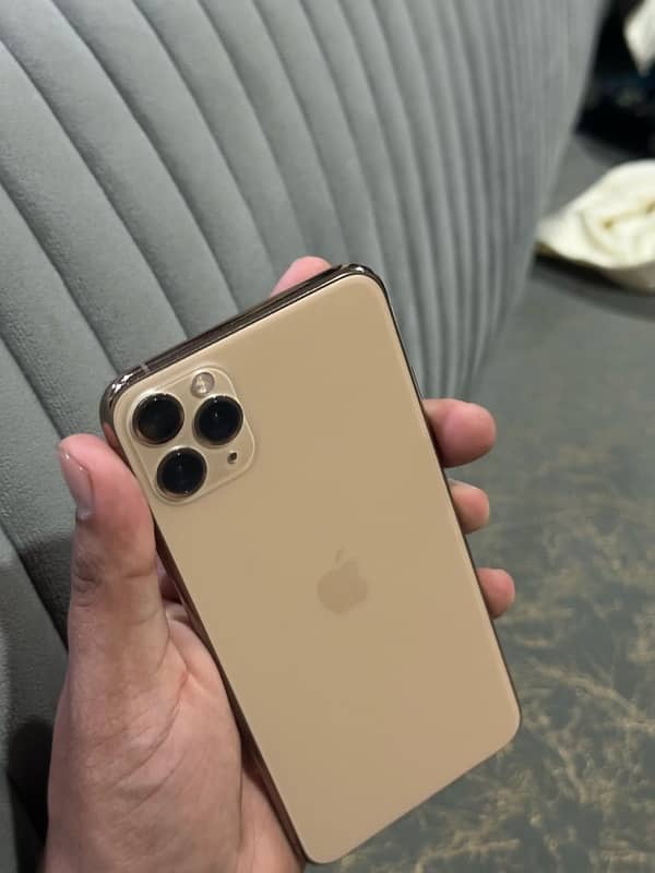 iphone 11 pro max physical dual sim offical pta approved 0