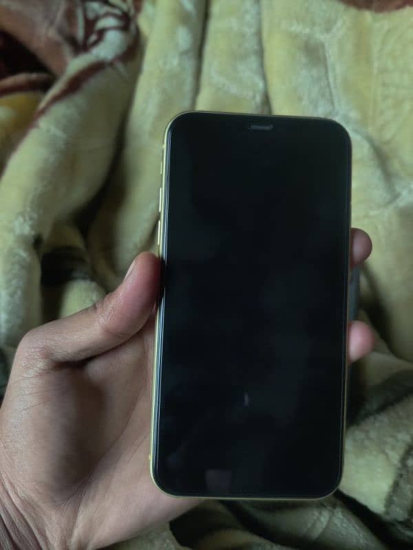 iPhone 11 Condition 10/10 Original Set 2