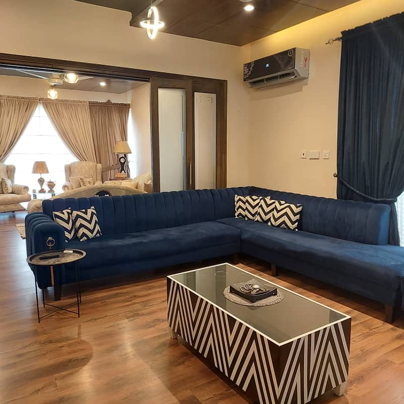 Kanal house for sale E 11 Islamabad 4