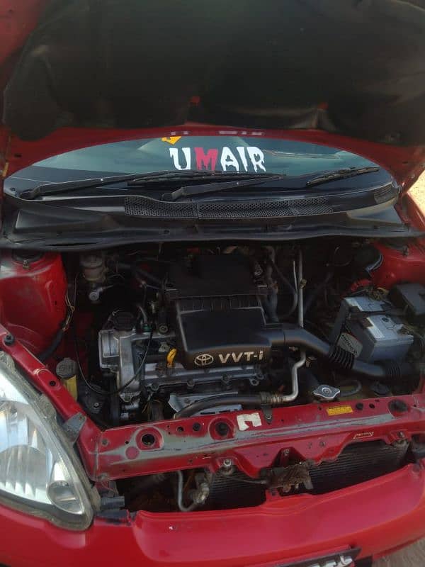 Toyota Vitz 2004 4