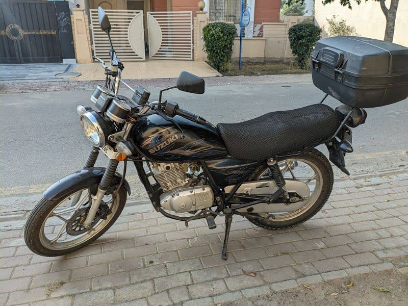 Suzuki GS 150 SE in Immaculate Condition 3