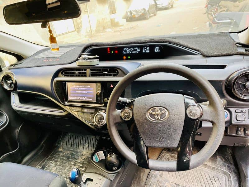 Toyota Aqua 2016 | all ok hy bs lo or chalao 4