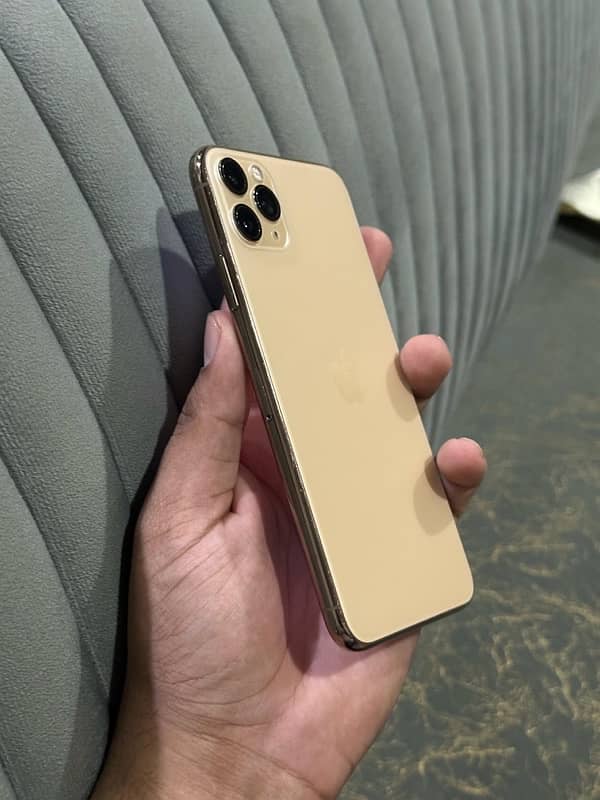 iphone 11 pro max 64gb physical dual sim offical pta approved 4