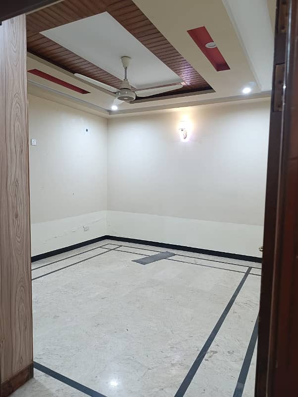 14marla 3beds DD TV lounge kitchen attached baths neat clean ground portion for rent in G 13 4 islamabad 6