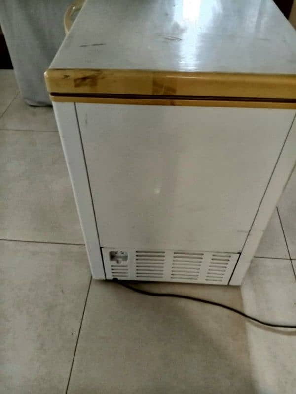 deep freezer imported AFTRON excellent working condition 1